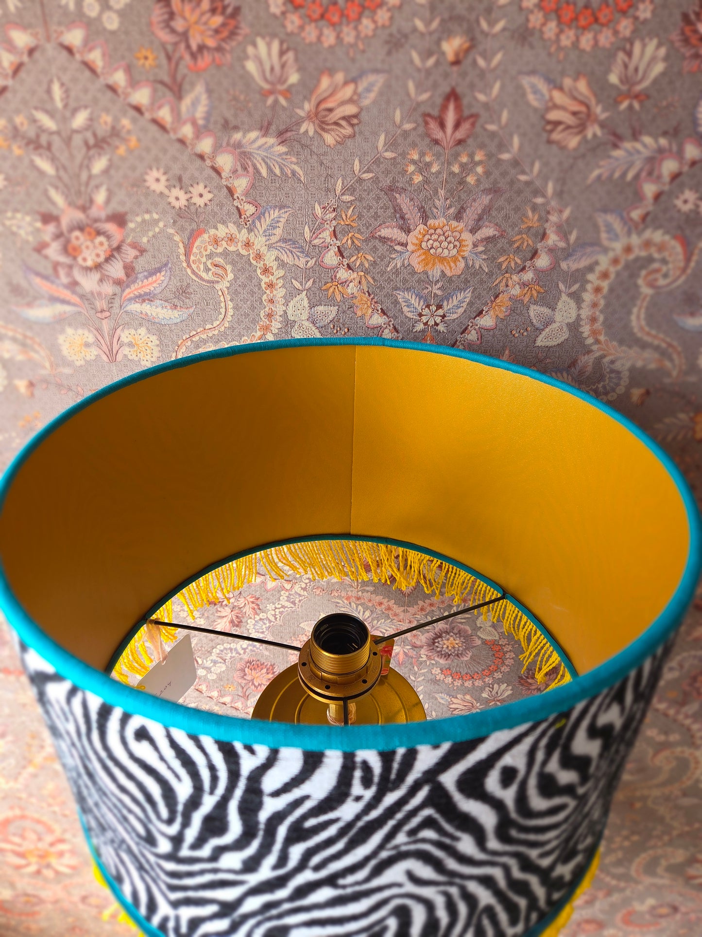 Complete lamp