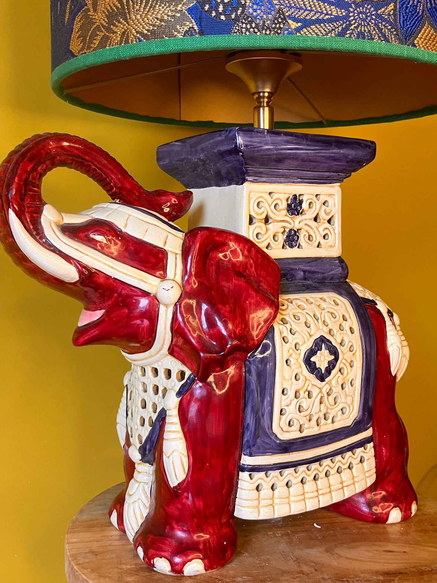 Lampenvoet olifant