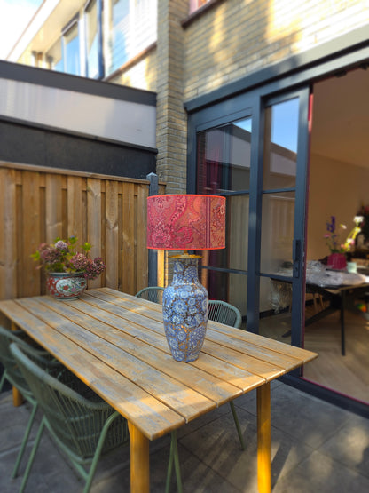 Grote glimmende lampenvoet