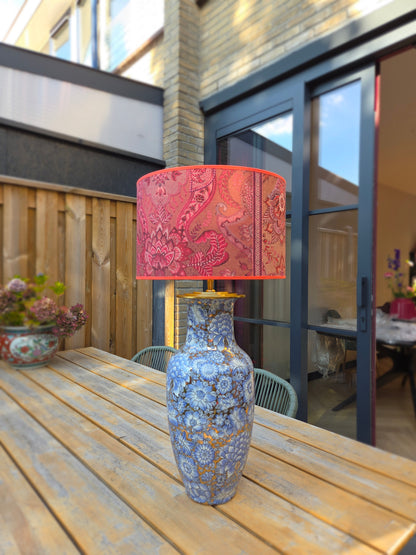 Grote glimmende lampenvoet