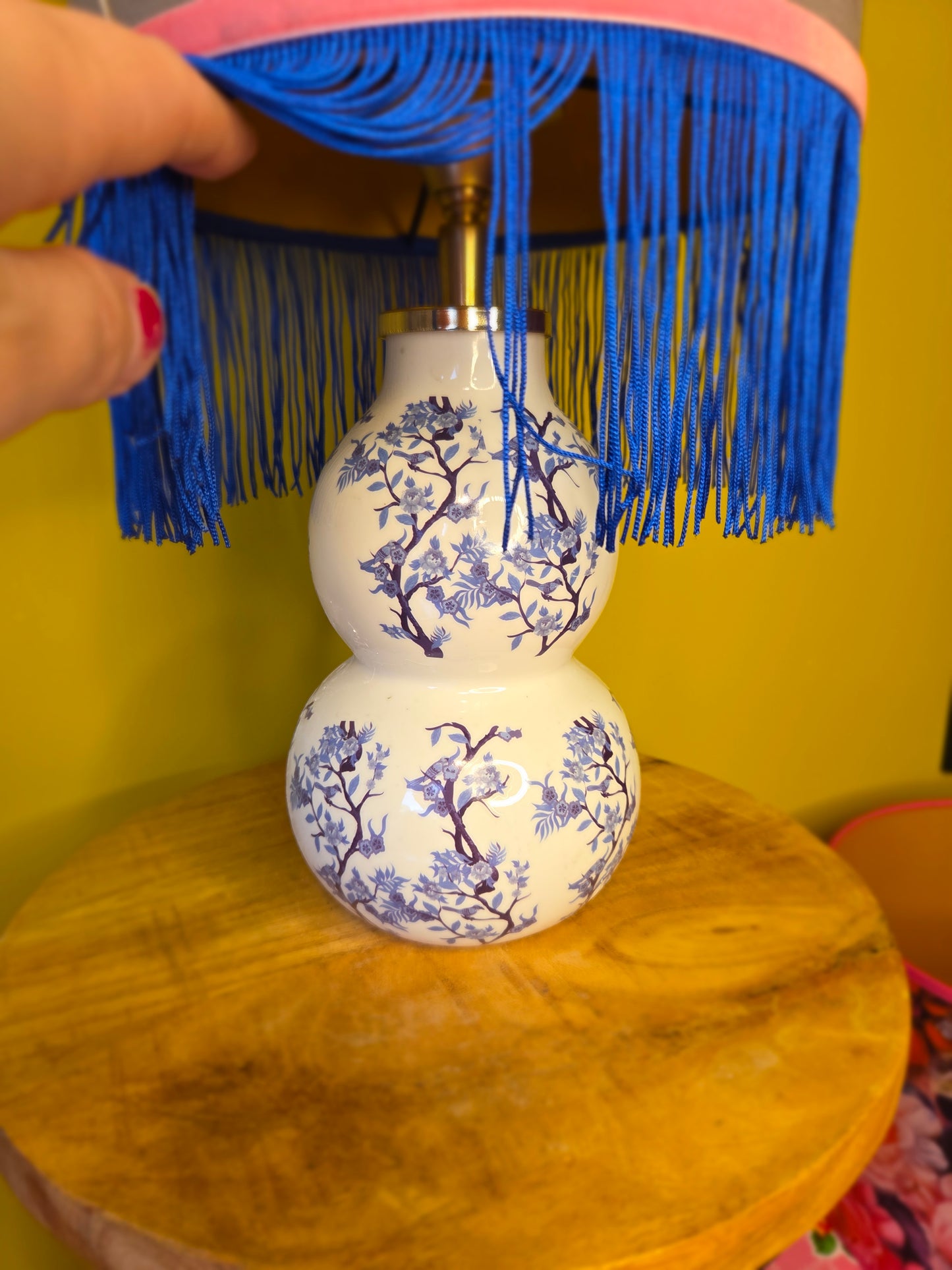 Lampenvoet wit met blauwe bloemetjes