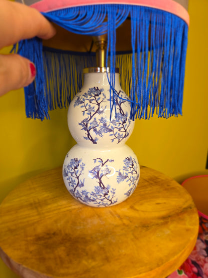 Lampenvoet wit met blauwe bloemetjes