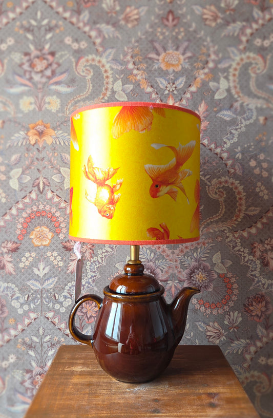 Lampenvoet theepot
