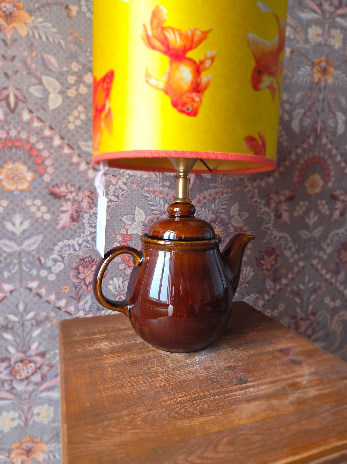 Lampenvoet theepot