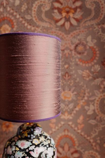 Zwarte boldekselvaaslamp