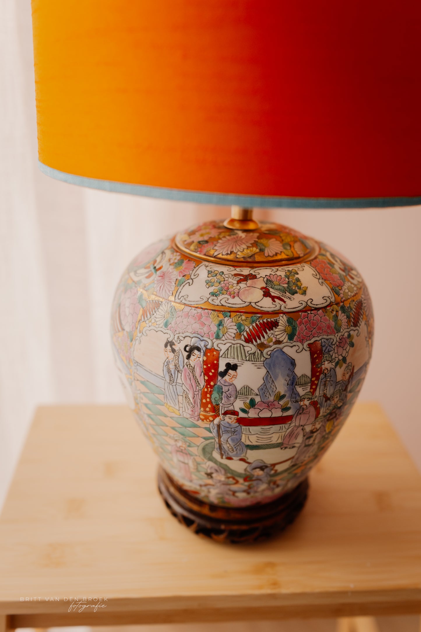 Chinese dekselvaaslampenvoet