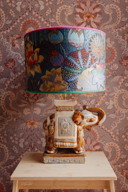 Bruine olifantenlampenvoet