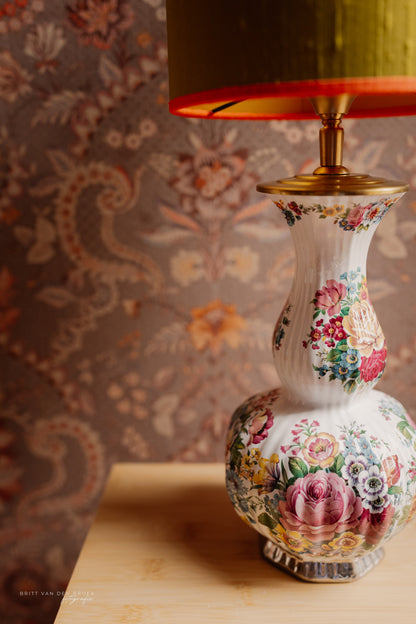 Gebloemde lampenvoet