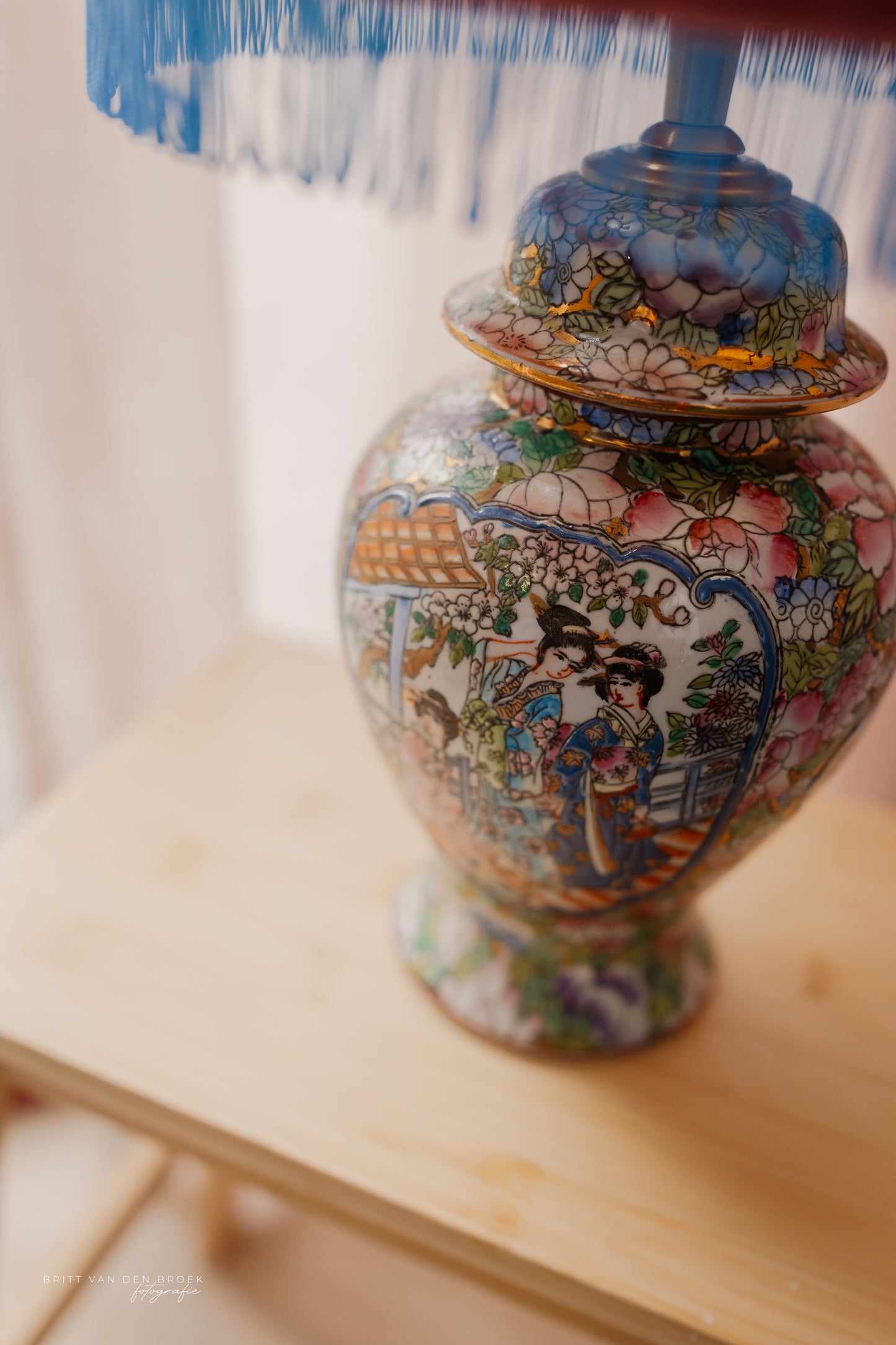Chinese dekselvaaslampenvoet