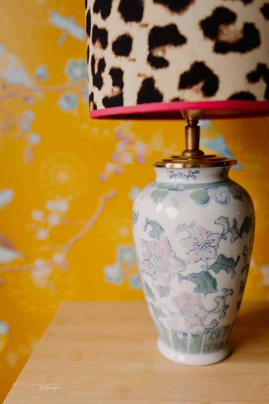 Gebloemde lampenvoet