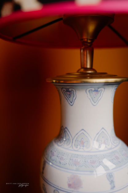 Lichtblauwe lampenvoet