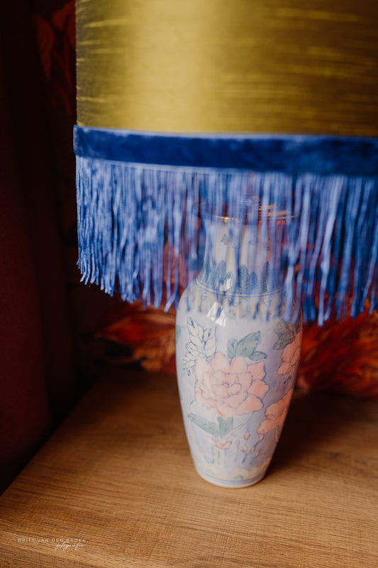 Lampenvoet lichtblauw met roze bloemen