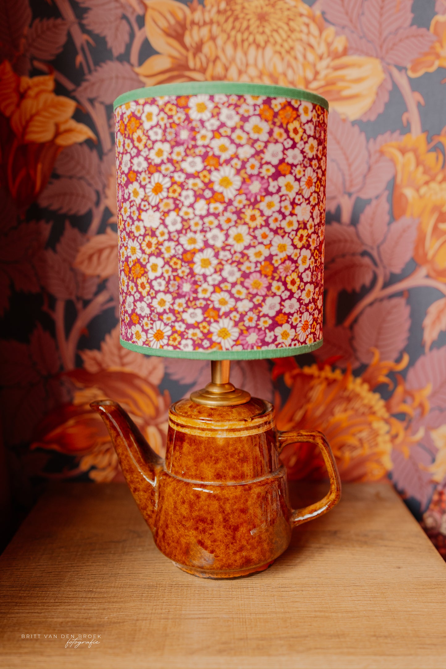Lampenvoet theepot