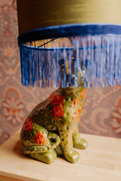 Handgeschilderde luipaardlampenvoet
