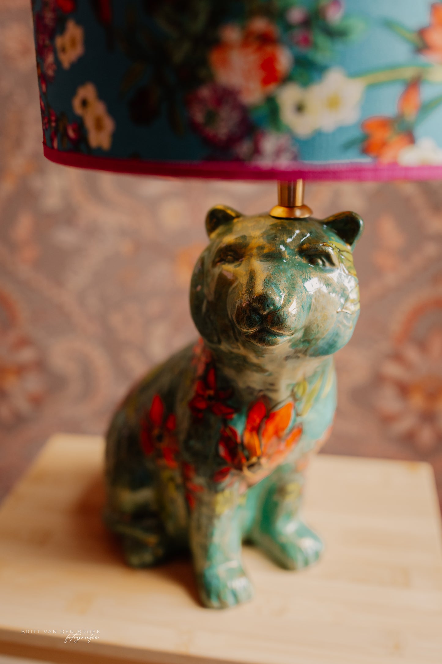 Handgeschilderde tijgerlampenvoet