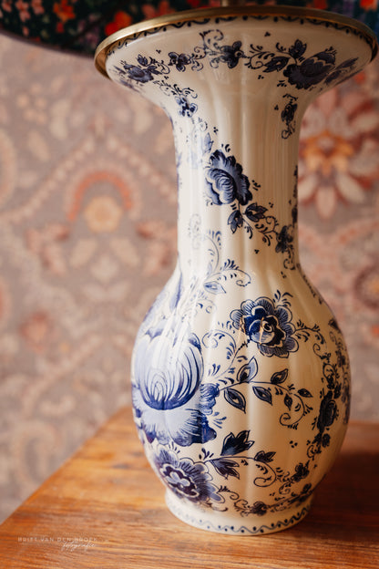 Delftsblauwe lampenvoet (links)