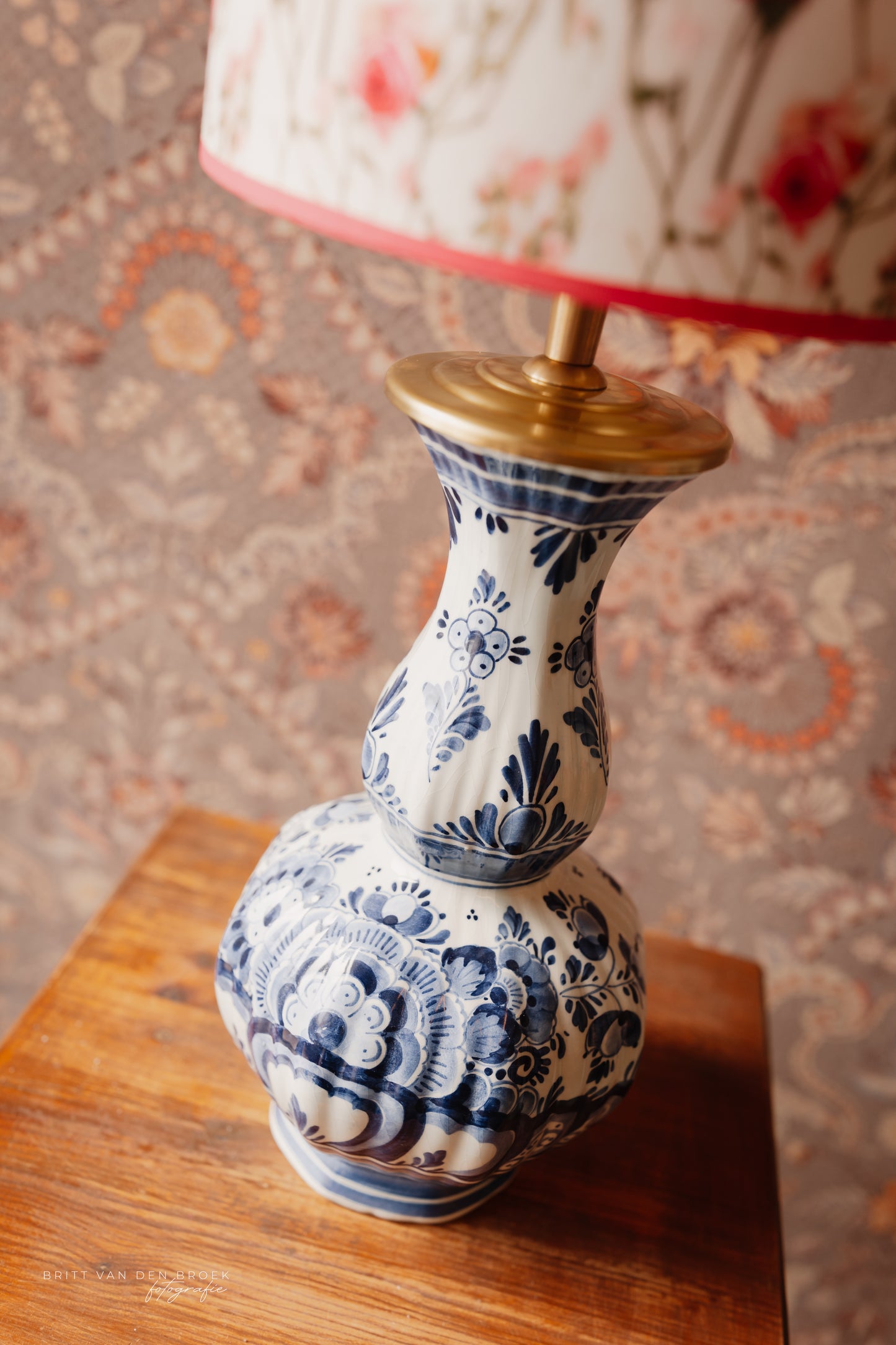 Delftsblauwe lampenvoet (links)