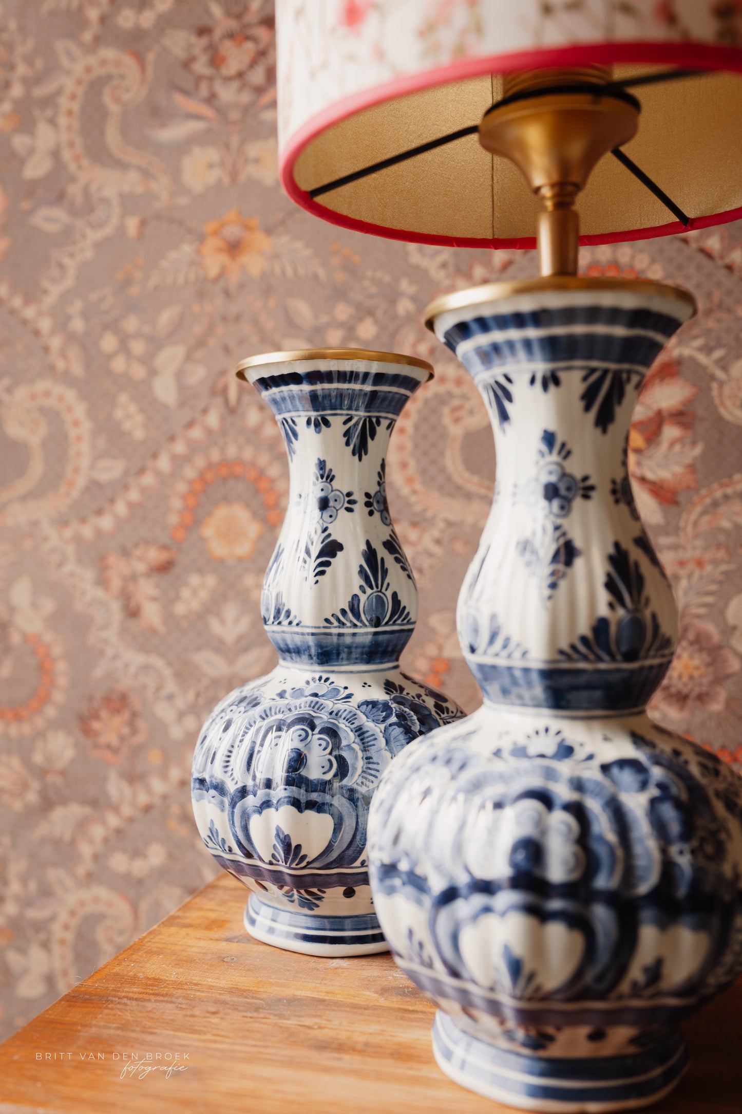 Delftsblauwe lampenvoet (links)