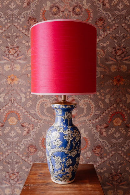 Grote blauwe lampenvoet met Chinese bloesem