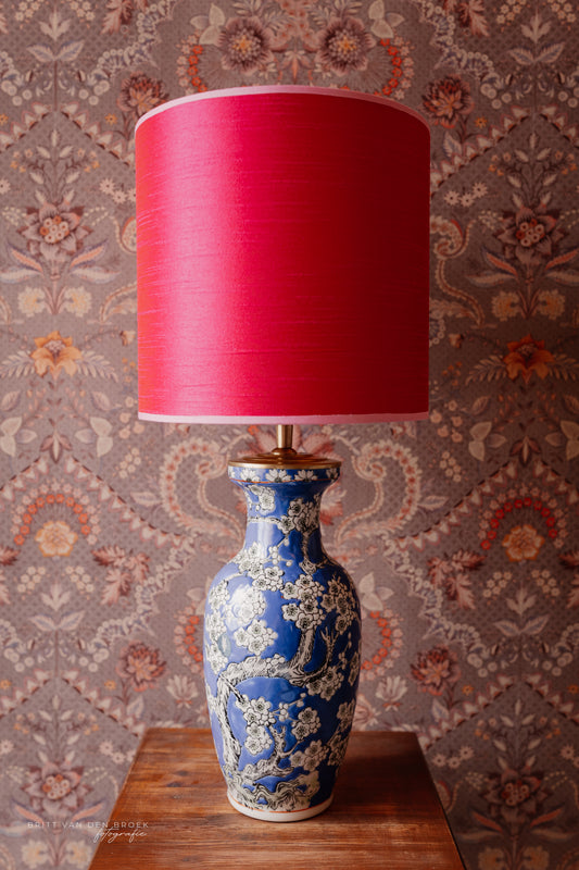 Grote blauwe lampenvoet met Chinese bloesem