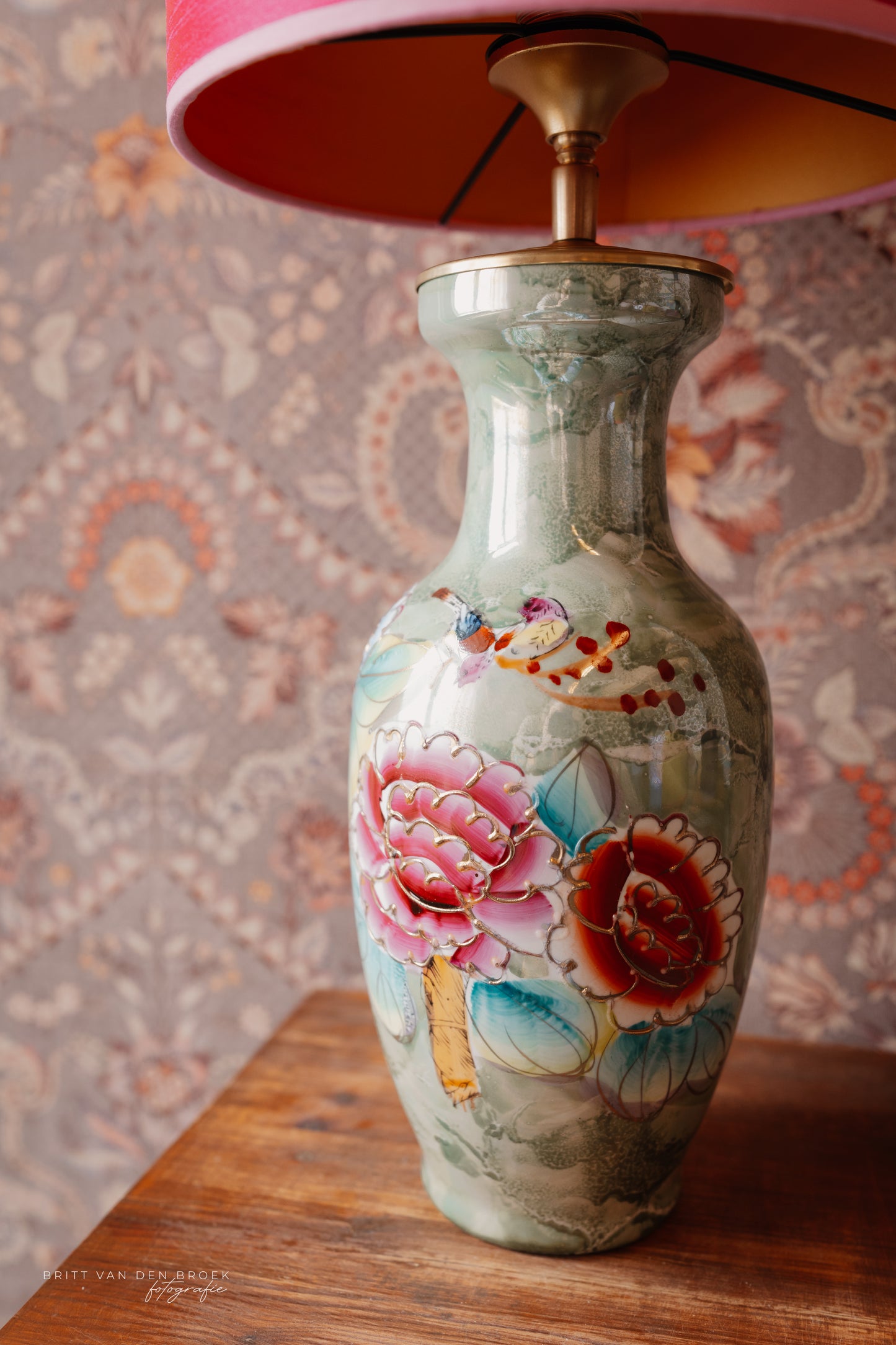 Grote lampenvoet met bloemen en vogels