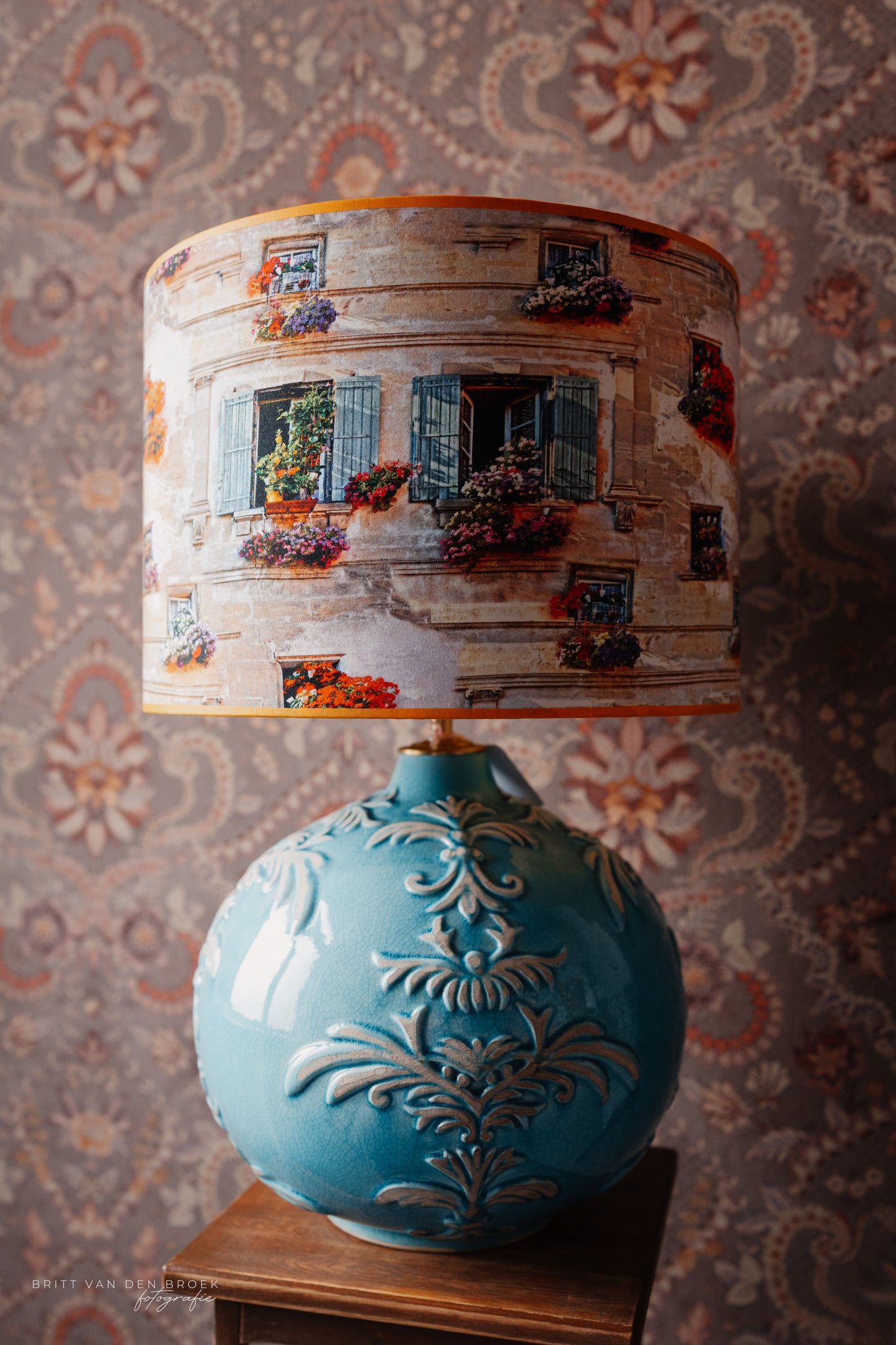 Complete lamp