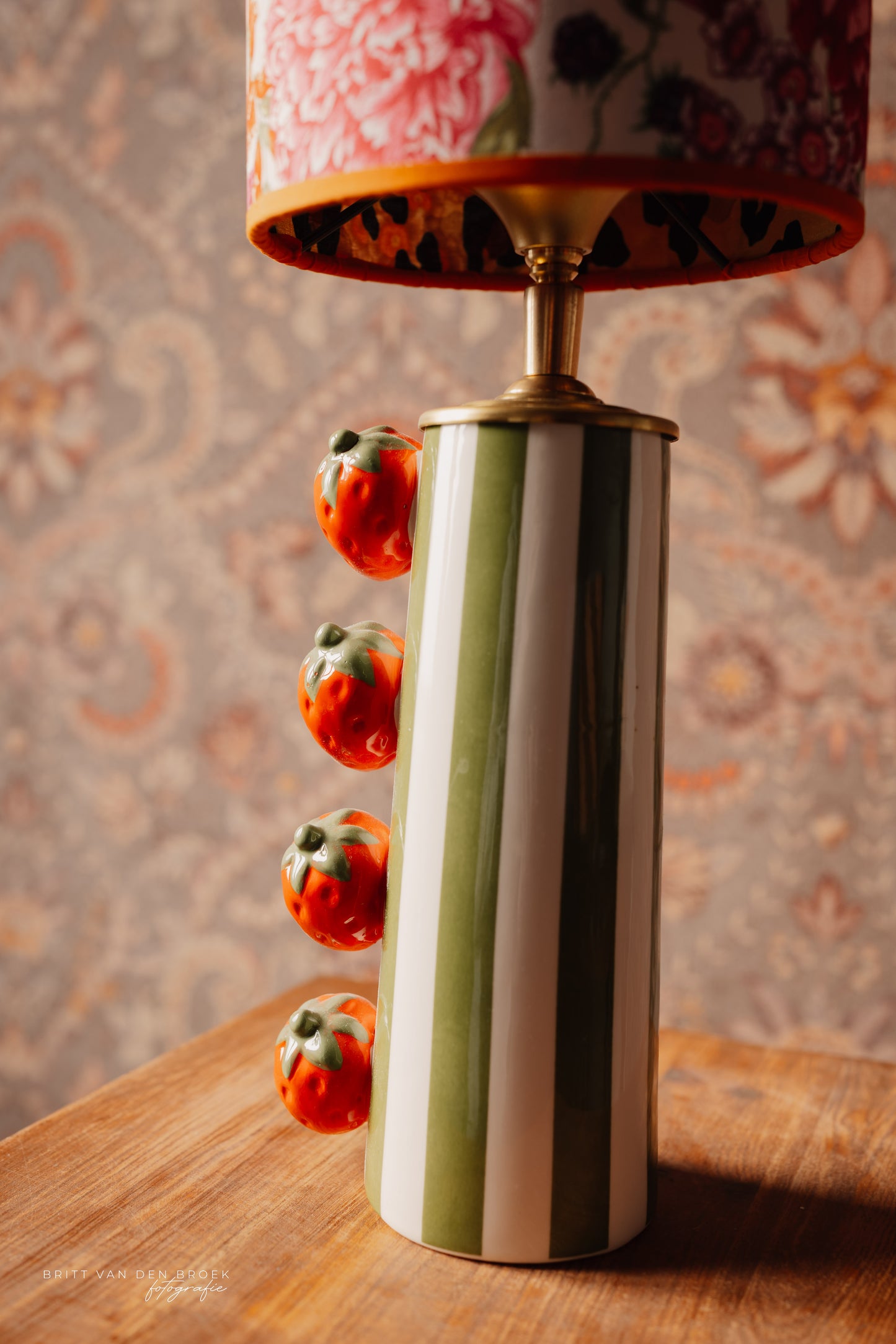 Lampenvoet met aardbeien