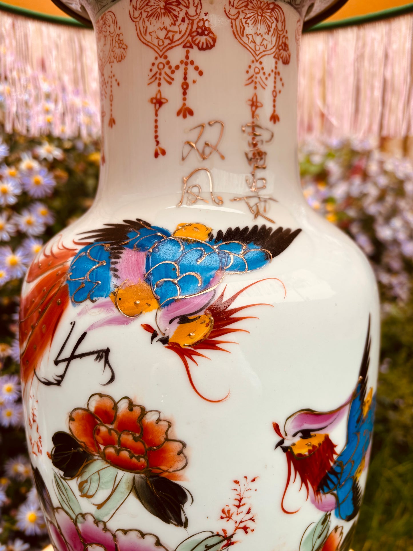 Grote lampenvoet met vogels en bloemen