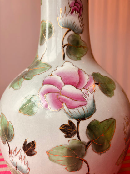 Grote lichtblauwe lampenvoet (rechts)