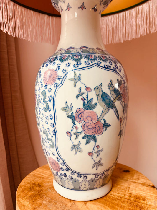 Grote lampenvoet met vogels en bloemen