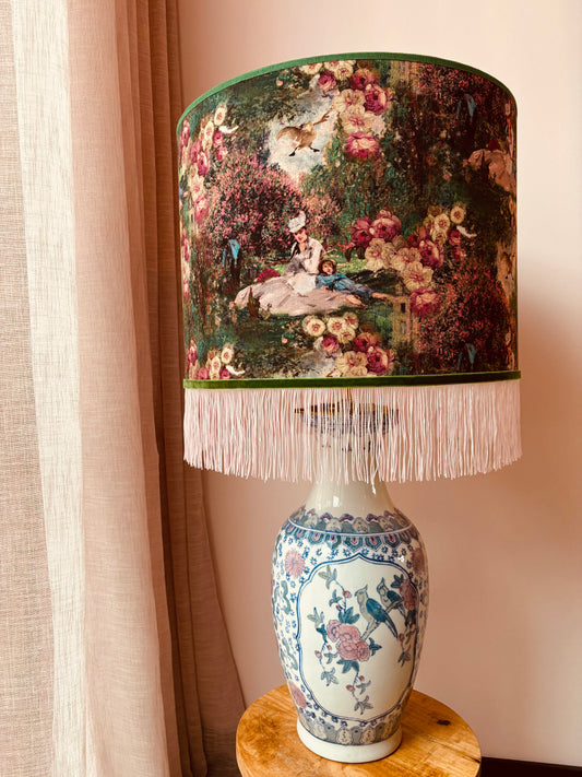 Grote lampenvoet met vogels en bloemen