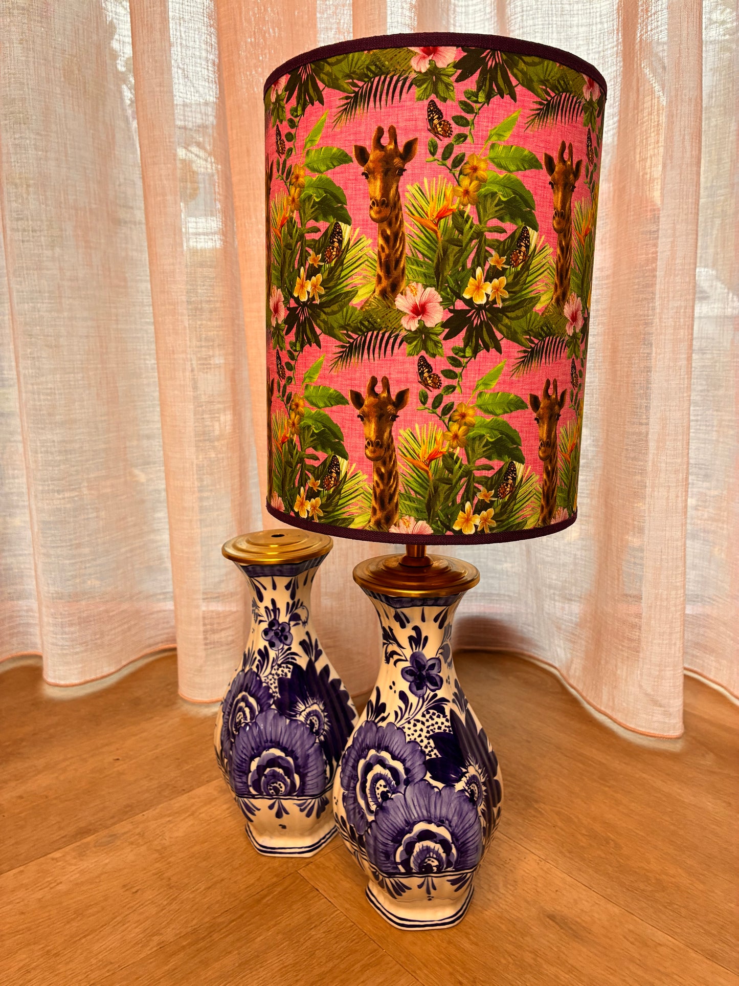 Delftsblauwe lampenvoet (rechts)