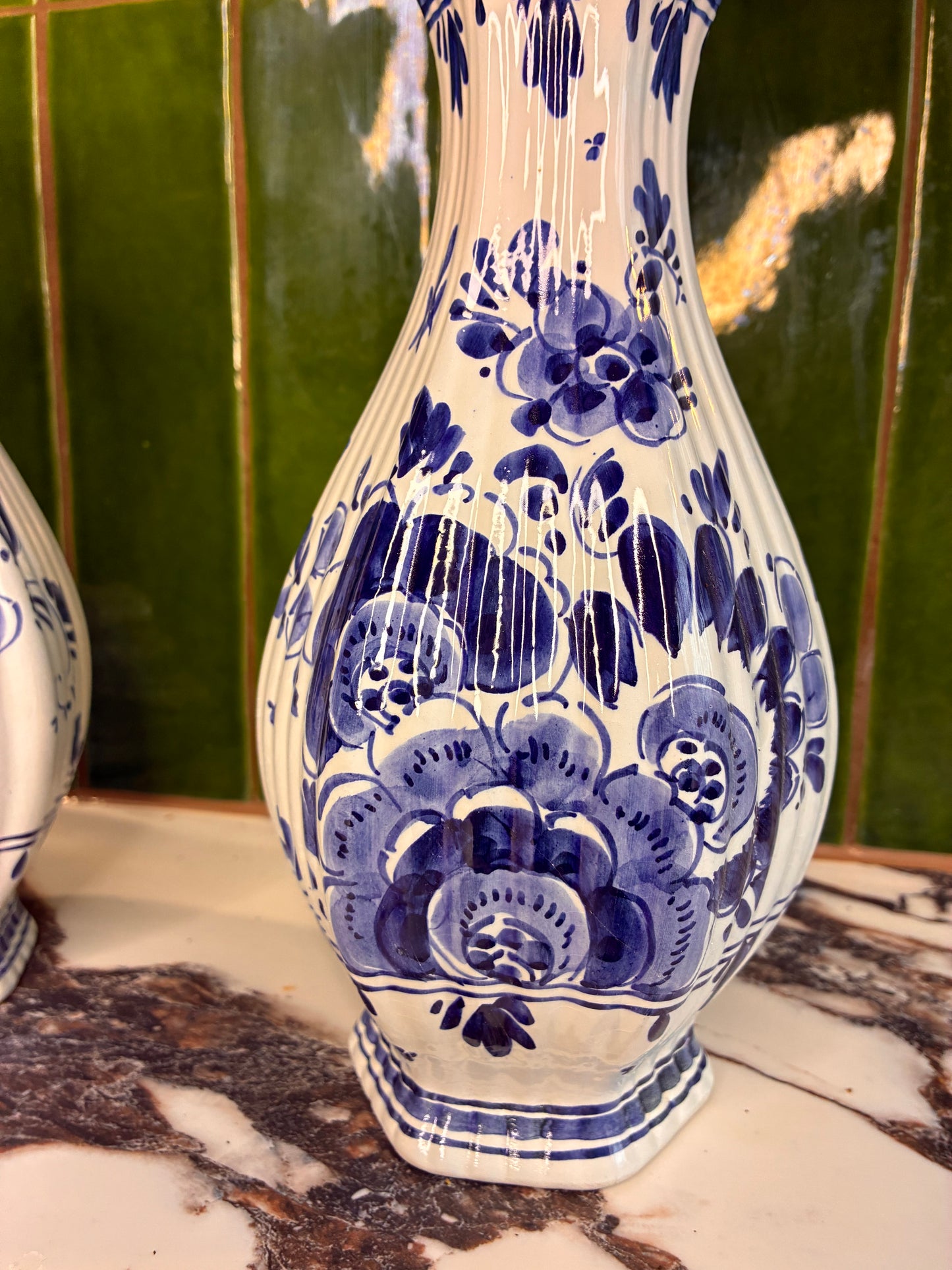 Delftsblauwe lampenvoet (rechts)