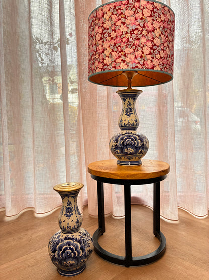 Delftsblauwe lampenvoet (rechts)