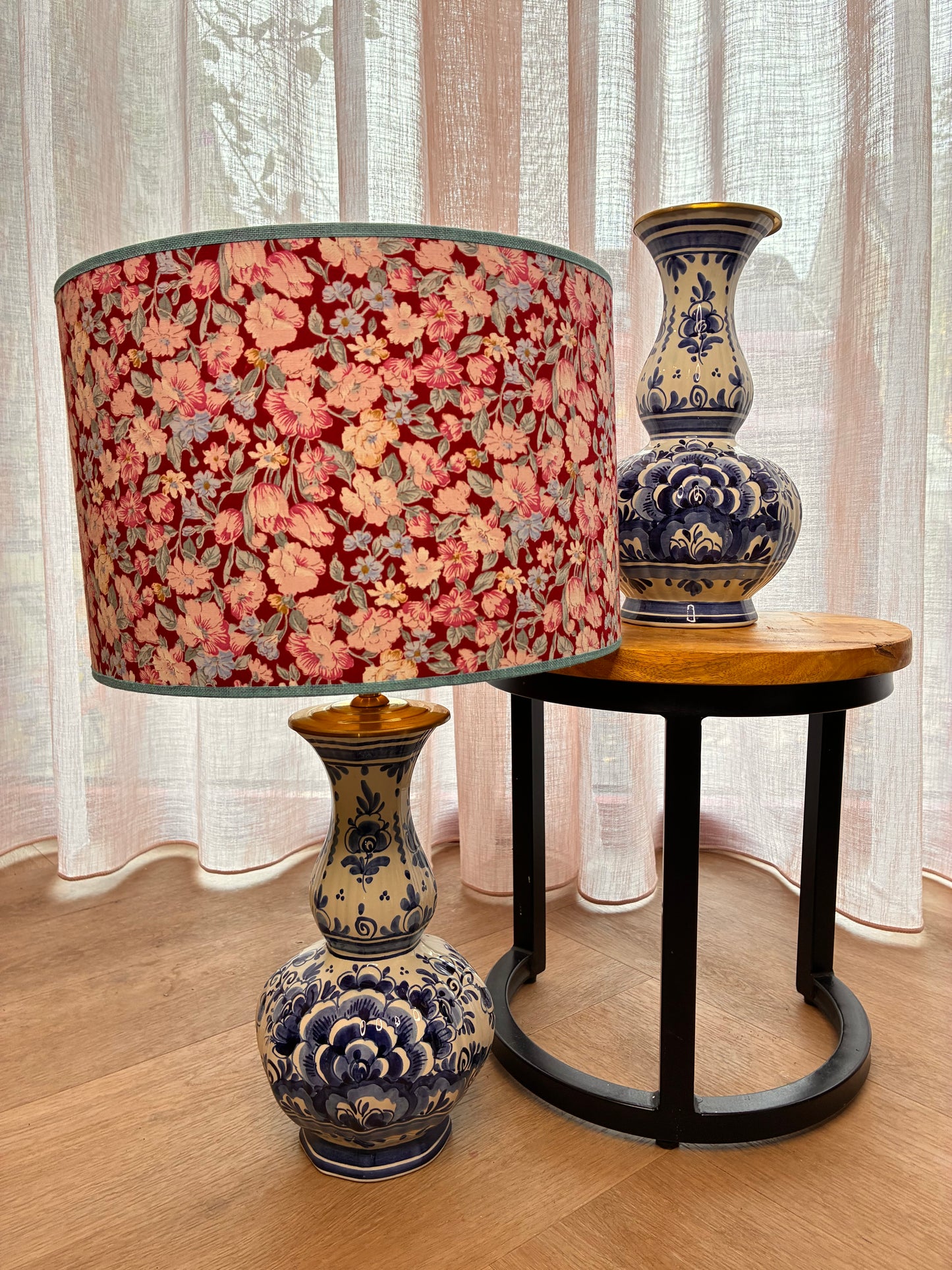 Delftsblauwe lampenvoet (rechts)