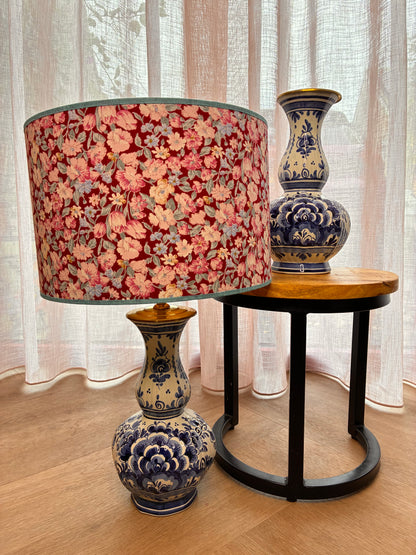 Delftsblauwe lampenvoet (rechts)