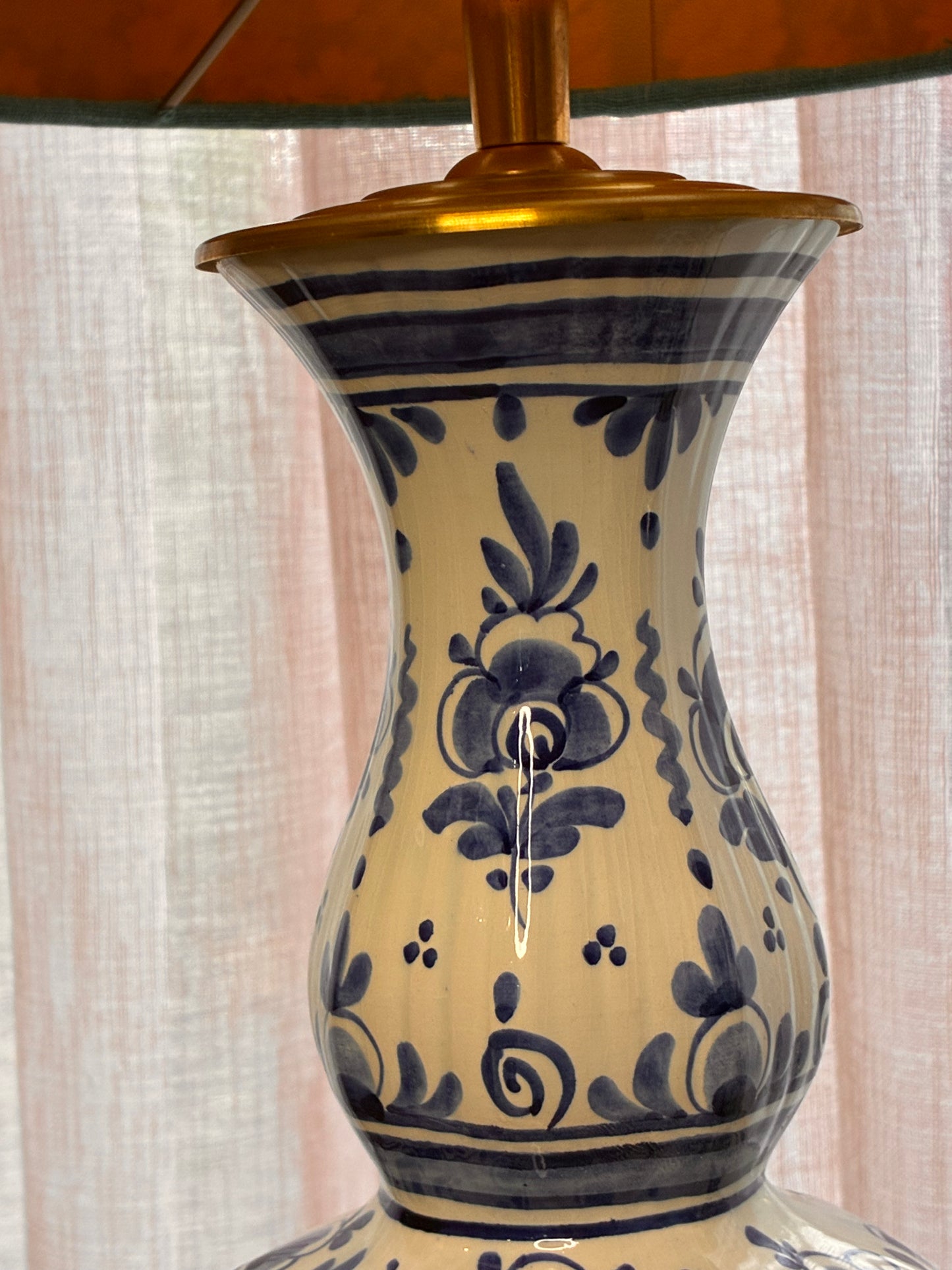 Delftsblauwe lampenvoet (rechts)