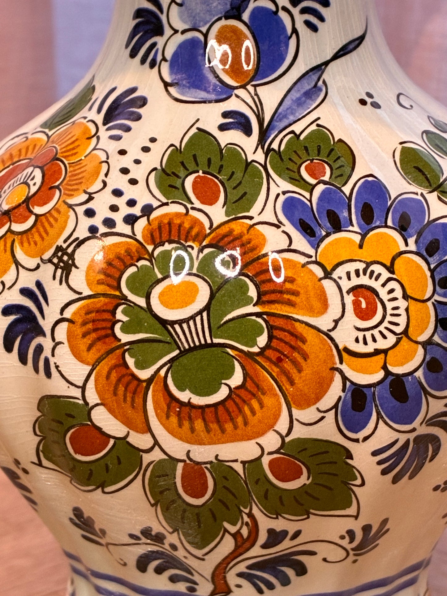 Delftsblauwe lampenvoet met kleuren