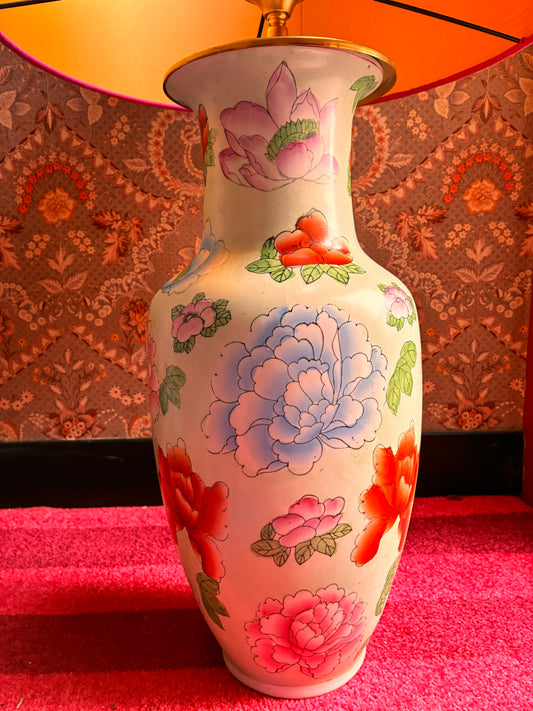 Grote gebloemde lampenvoet