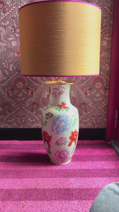 Grote gebloemde lampenvoet