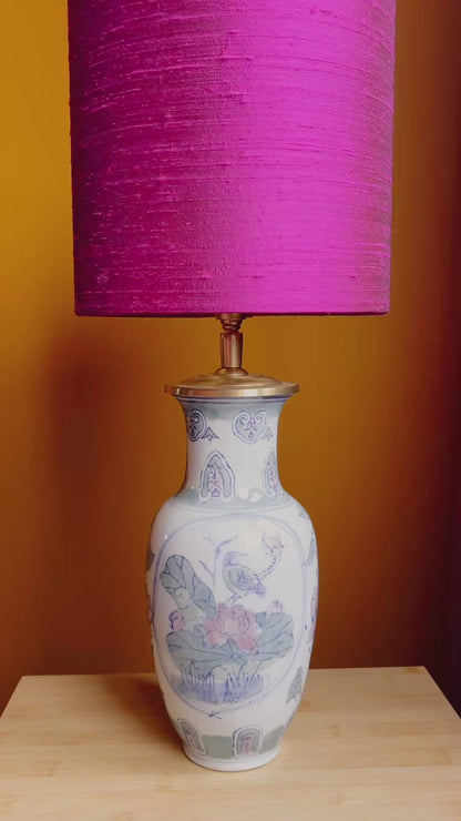 Lampenvoet vaas met licht bloemenmotief