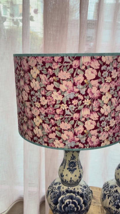 Delftsblauwe lampenvoet (rechts)